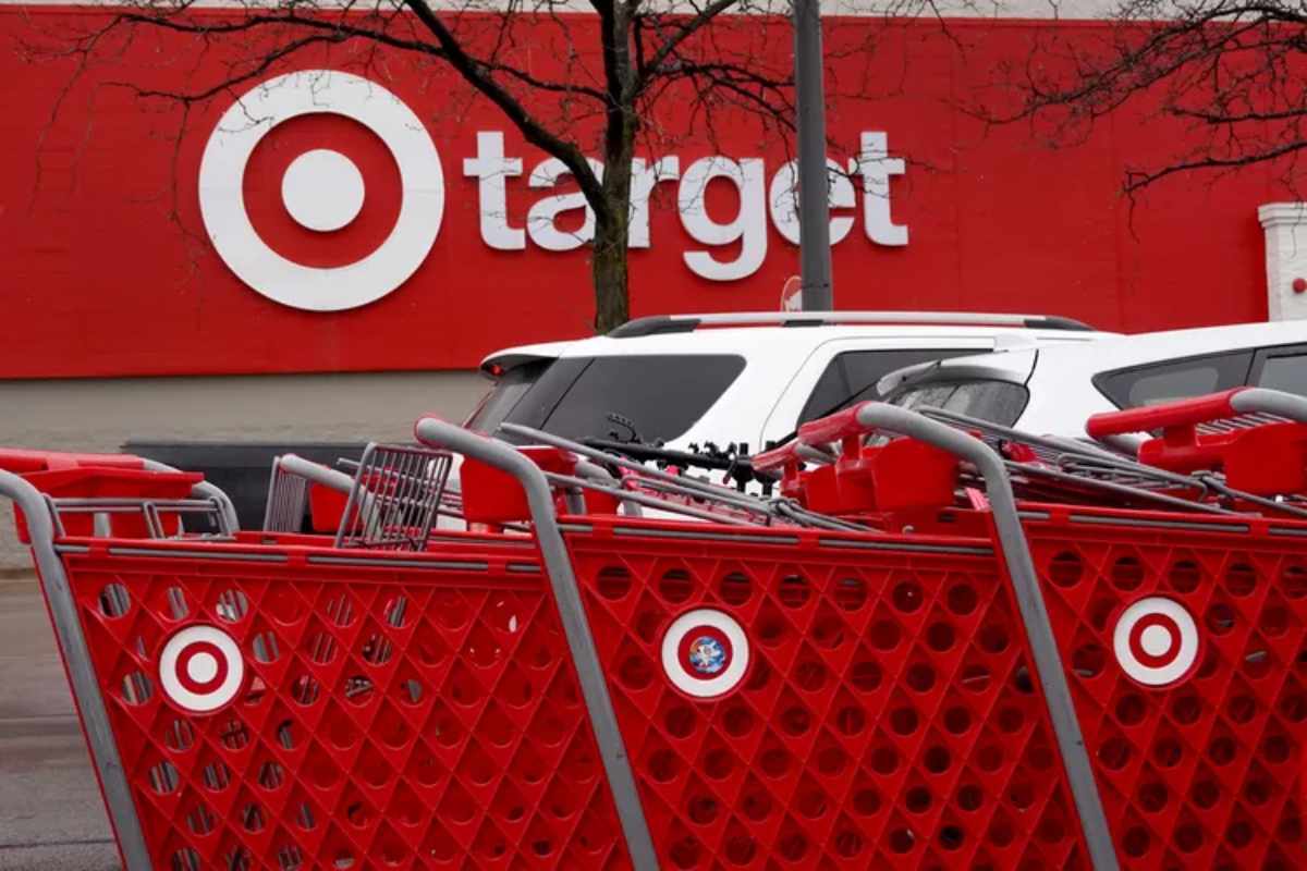 Target Prepares to Report Quarterly Earnings Amidst Sales Challenges